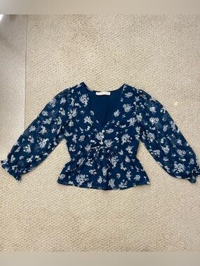 Abercrombie & Fitch Blue Floral V-Neck Blouse